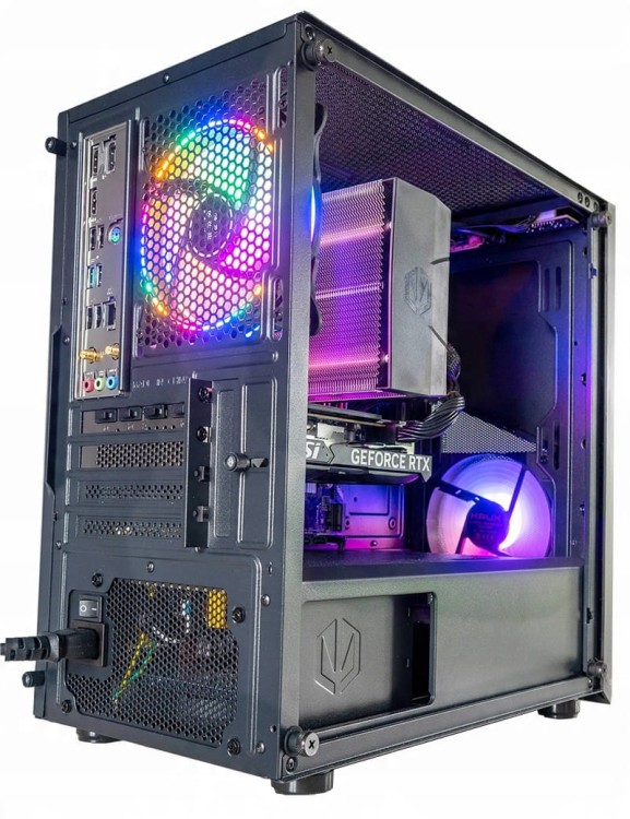 KOMPUTER GAMINGOWY COSMO D5 i5-14400f z grafiką  RTX5060Ti 16GB , widok z tyłu, otwarta obudowa