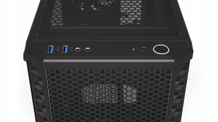 KOMPUTER GAMINGOWY CORE RYZEN 5 7600X Z GRAFIKĄ RX9060XT 16GB, wyjścia