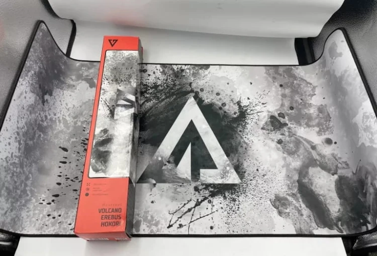Duża podkładka Modecom Volcano Erebus Hokori 90cm x 42cm