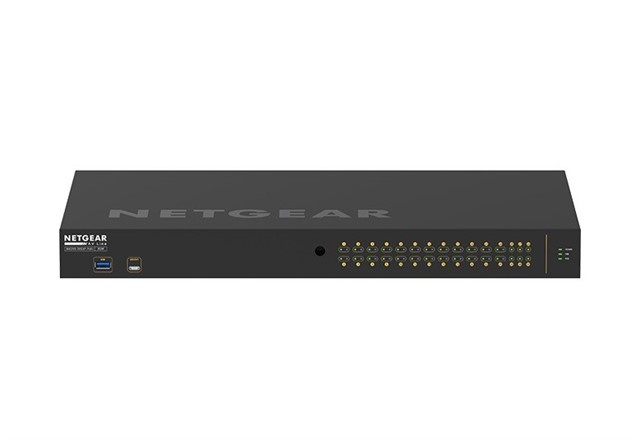 Switch M4250-26G4F-PoE+ GSM4230P 24xGE PoE+ 4xSFP 